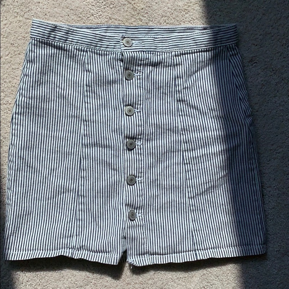 California Button Skirt!